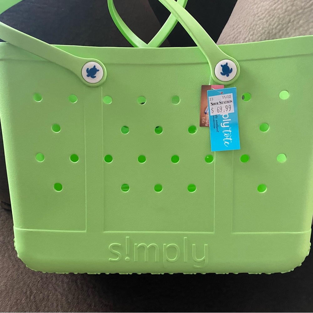 Large green Simply Southern Tote(nwt)brand new with tag